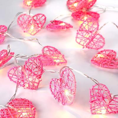 China Home Decor 6.6ft 14 LED Heart Shaped Twinkle String Lights Vintage Fairy 3D Battery Operated Rattan For Valentine's Day Wedding for sale