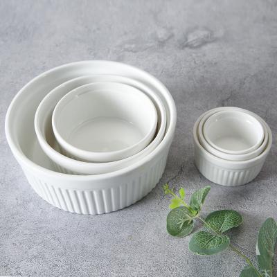 China Viable White Round Ceramic 6 Cake Mold WEIYE Souffle Cup Ramekins Set For Dessert for sale