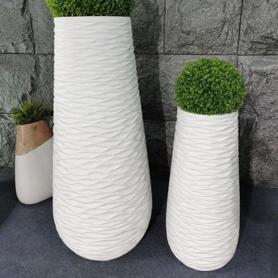 China Corrosion Resistance Garden Design Flowerpot Garden Decoration FRP Nordic Modern White Ceramic Potted Outdoor Flowerpot for sale