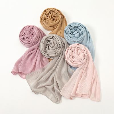 China Malaysian Style Long Solid Color Wrinkle Head Scarf 70*180CM Stripe Plain Chiffon Hijab Scarf For Muslim Women for sale