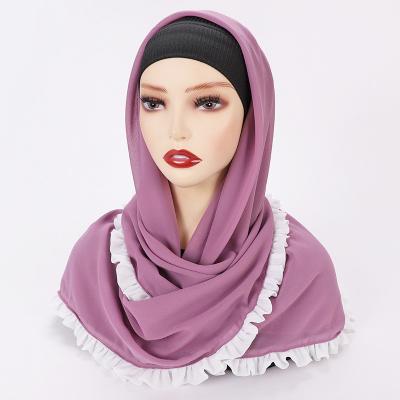 China Adult Woman Muslim Fashion 110*110CM Malay Square Pleated Ruffle Lace Chiffon Simple Hijab Scarf For Muslim Women for sale