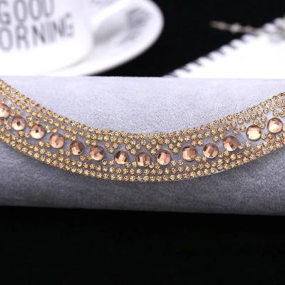 China New Design Environmental Inspection Chain Choker Necklace Women Rhinestone Rhinestone Chains Wide Necklace for sale