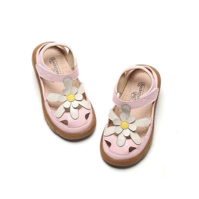 China KYO Leather Cutout Beach Sandals Princess Baby Children Sports Girls Soft-soled Non-slip Sandals for sale