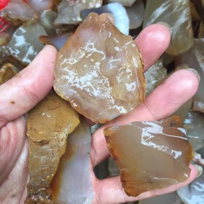 China Outdoor English Flint Knapping Stone Agate Stone Flint Lighter Fuction Multi Tool Fire Starter Rocks for sale