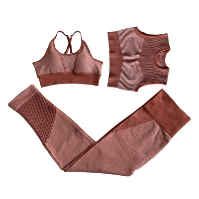 China 9213-3 Breathable Seamless 3 Piece Yoga Running Workout Set High Quality Low MOQ Mesh Tank Tops Yoga Bra Pants Sets for sale