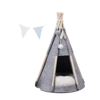 China 2022 New Design Viable Felt Creative Travel Cat Bed Pet Tent Portable Folding Teepee Pet Tents for sale