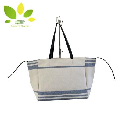 China 100% new eco-friendly fashion handbag beach straw lady large capacity baga for sale