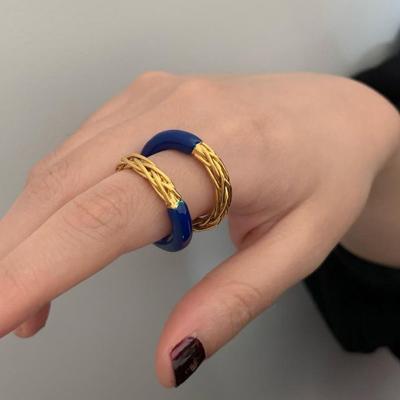 China Vintage Chic White Blue White Blue Drop Rings Open Stackable Twisted Rings Gold Plating Enamel Rings For Women for sale