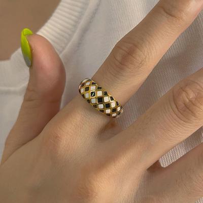 China Hot Sale Vintage Gold Plated Black White Checkered Drip Ring Enamel Checkerboard Open Oil Rings For Women Girls for sale