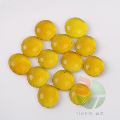 China Industrial 500g 17-19mm yellow transparent flat Factory Supply 18-20 mm Multi Garden Decorative Glass Pebble for sale