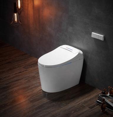 China Erweiterte Funktion Automatische Deodorierung Toilette Integrierte Multifunktion Luxus mit S-Falle Drainage und Fernbedienung zu verkaufen