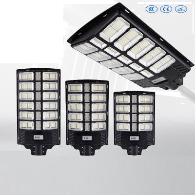 China Black Housing High Power IP67 Waterproof Outdoor Lighting 500W600W800W All in One Solar LED Street Light for sale