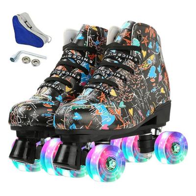 China Durable Outdoor New Design  Unisex Roller Skates 4 Wheels PU Skate Roller Shoes for sale