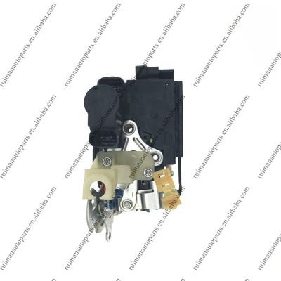 China PP+metal chery front rear door lock latch for Tiggo 3 T11-6105010 T11-6105020 T11-6105030 T11-6105040 for sale