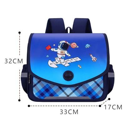 China Aristocratic cartoon primary school students waterproof grades horizontal schoolbag 1-3 ultra-light wear-resistant unisex shoulder bag for sale