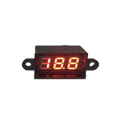 China Various Plastic And Fiberglass Factory Manufacture DC 12v Digital Led Display Waterproof Voltmeter for sale