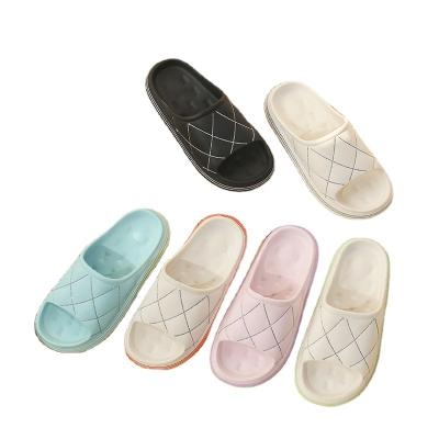 China Fashion Trend Beach Bathroom Home House Slippers For Women Unisex Lightweight Bathroom Bedroom Slipper Slippers For Men for sale