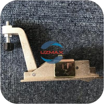 China For Ingersoll Rand Air Compressor UZMAX 39133954 Door Latch For Ingersoll Rand Compressor for sale