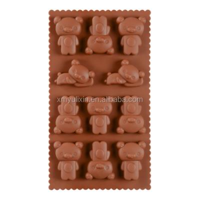 China Sustainable Food Grade Material Silicone Cute Bear Shape Cookie Mold Chocolate Mold for sale