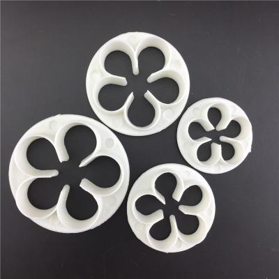 China 4pcs Viable Flower Shape Custom Plastic Icing Fondant Mold Cake Cookie Cutter for sale