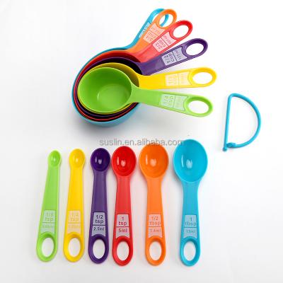 China Sustainable Kitchen Cooking 12 Piece Plastic Measuring Cups And Spoons Set With Hanger Ring for sale