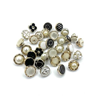 China 2021 Popular Viable Woman's Clothing Button Up Button Pearl Snap Snaps for sale