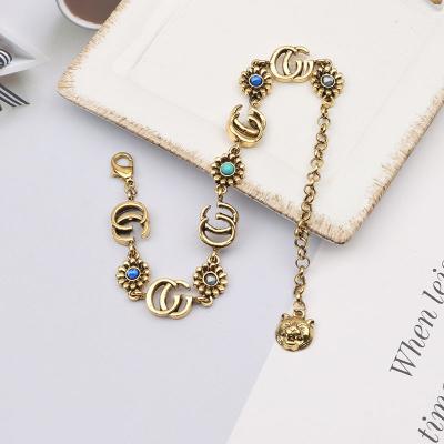 China Handmade Vintage Fashion Jewelry Bracelet Charm Designer Bracelet For Women for sale