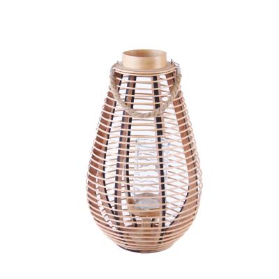 China Hot Selling Handmade Home Decoration Home Lantern Rattan Candle Lantern for sale