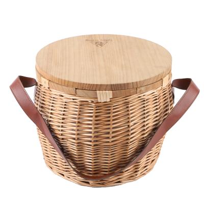 China China Handcrafted Outdoor Round Picnic Basket Wicker Storage Basket for sale