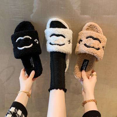 China New Fashion Trend Customization Designer Shoes Famous Brands Slipper High Slips Fur Fluffy Home Slippers For Women Slippers for sale