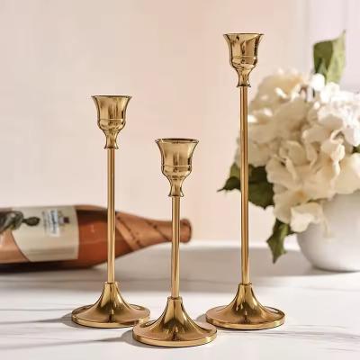 China Gold Candle Holder Set Of 3 Candlestick Holder For Wedding Table Decor for sale