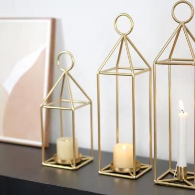 China Handgemaakte Premium Look Iron Wire Lantern Decorative Candle Holder Lantern Fancy Metal Candle Lantern Te koop