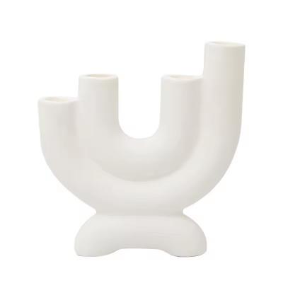 China Decorating Design Ceramic Candle Holder Modern Home Decor for sale