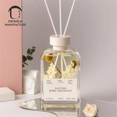 China 200ml Luxury Home Fragrance Rattan Diffuser Sticks Essential Oil Reed Diffuser Bottle Gift Set for sale