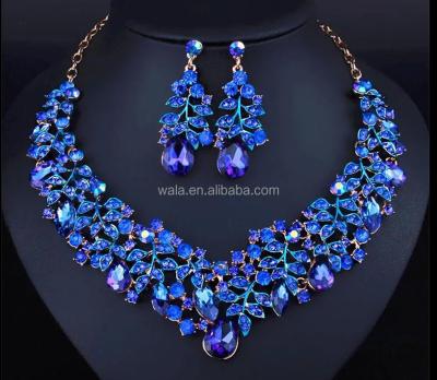 China Trendy fashion crystal short neck with bracelet and earing african womem jewelry set for sale