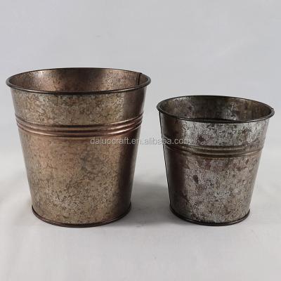 China Europe Set Of 2 Vintage Metal Tin Flower Bucket Plants Pot For Garden Decoration for sale