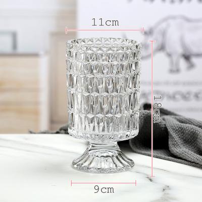 China Art Decor Wholesale Transparent with thick bottom vase modern to retro patternglass European vase flower for fashion home decoration for sale