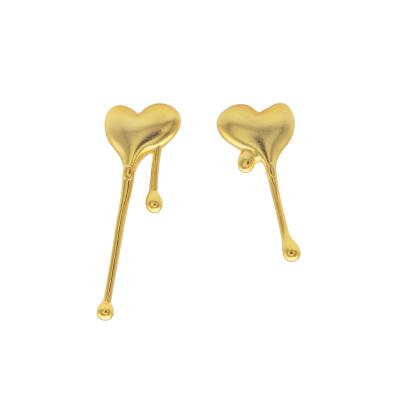 China FASHIONABLE Chril April In Stock 925 Sterling Silver Gold Plated Fashionable 925 Heart Silver Stud Earring for sale