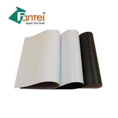 China Cold Laminated PVC Blockout Banner 13oz , Grey Back Blockout Flex Banner Rolls for sale