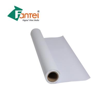 China Billboard Bluish White Pvc Banner Roll Glossy Raw Material For Flex Banner for sale