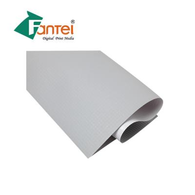 Chine bannière extérieure Grey Back Digital Printing Bannière de PVC de 13oz 500DX500D à vendre