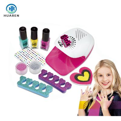 China Non-Toxic Preschool Toy Kids and Baby Makeup Making Machine Girl Kids Nail Art Polish Brush Sets for sale