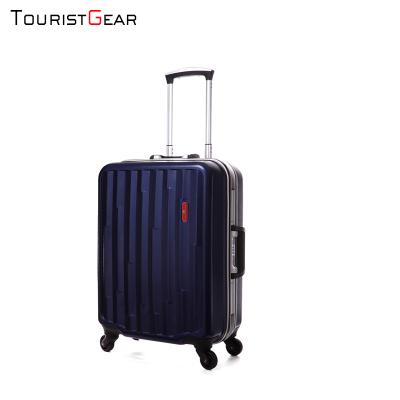 China Excellent PC+ABS Materials Luggage Fashion Travel Luggage Bags Set With Stable Universal Wheels for sale