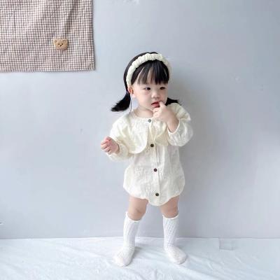 China 100% Cotton Wholesale Cotton Baby Girl Baby Flower Embroidery Collar Long Sleeve Oversized Baby Romper for sale