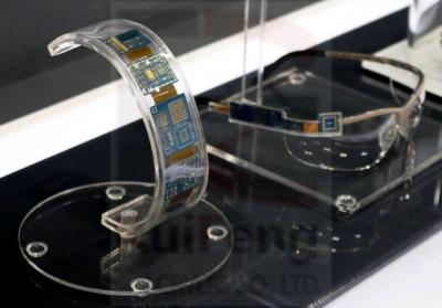 China Custom Clear acrylic display for smart glass, customized acrylic display for Smart Wristband for sale