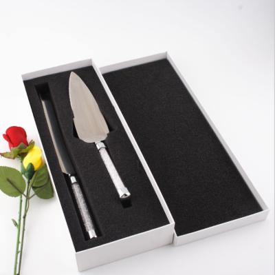 China Sustainable Hot Selling Knife And Server Set Cake Auger And Silver Aluminum Set Filled Handles for sale