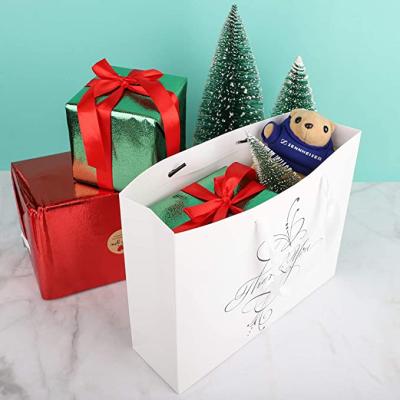 China 100% Homemade Eco-Friendly Homemade White Party Paper Bag Decoration Present Bags for sale