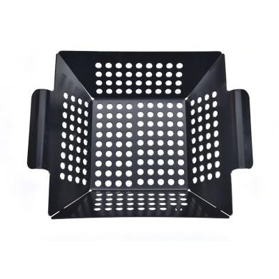 China Easily Cleaned Non-Stick Barbecue Grilling Basket Iron Dish Black BBQ Grill Topper Pan for sale