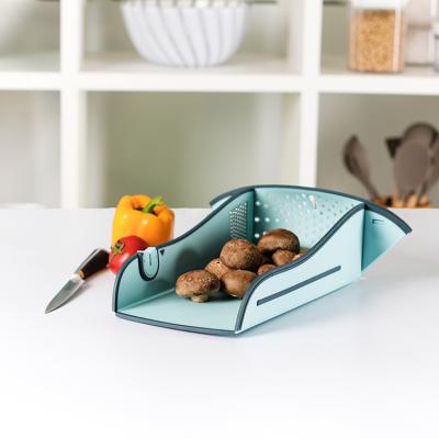 China Disposable 6 in 1 Kitchen Multifunctional Foldable Plastic Folding Chopping Plate Folding Camping Cutting Board for sale