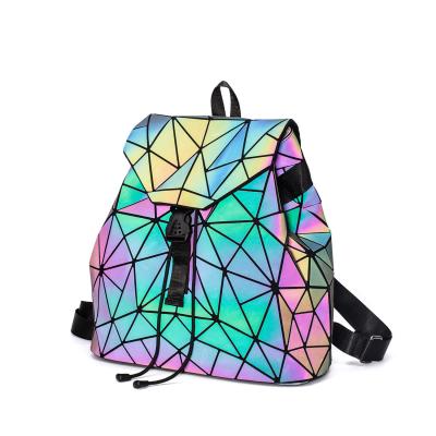 China 2021 Amazon waterproof top selling rhombic unisex prism laser color luminous geometric shoulder backpack bag for sale